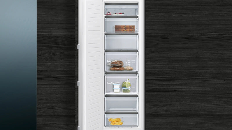 Siemens iQ700 Built-In Freezer 177x56cm GI81NHCE0