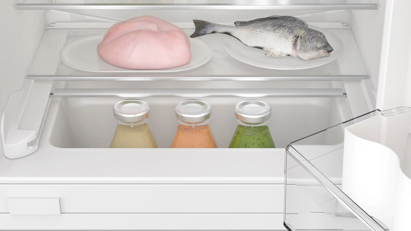 Bosch Series 4 Built-Under Fridge 82x60cm KUR21VFE0G