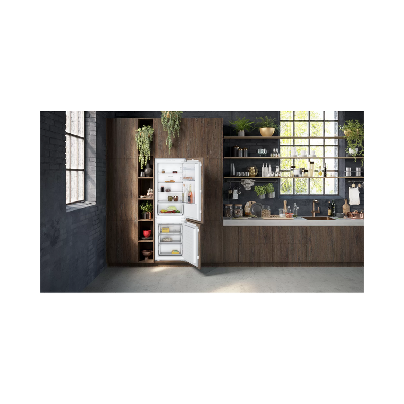 Grade A Neff KI7861FE0G Integrated 260 Litre 70/30 Frost Free Fridge Freezer White