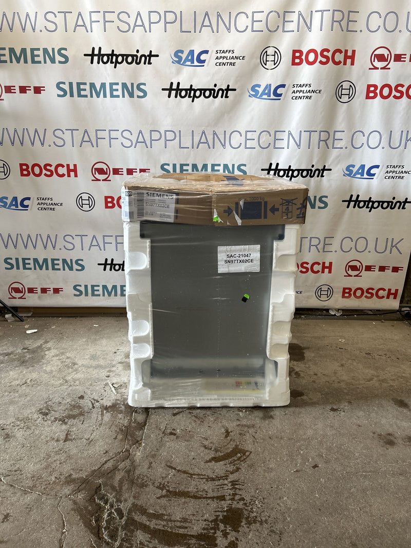 Grade A Siemens SN97TX02CE iQ700 Fully Integrated Dishwasher - 14 Place Settings