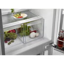 Grade B AEG OSC5S181ES 5000 Series Integrated 271 Litre 70/30 Low Frost Fridge Freezer White