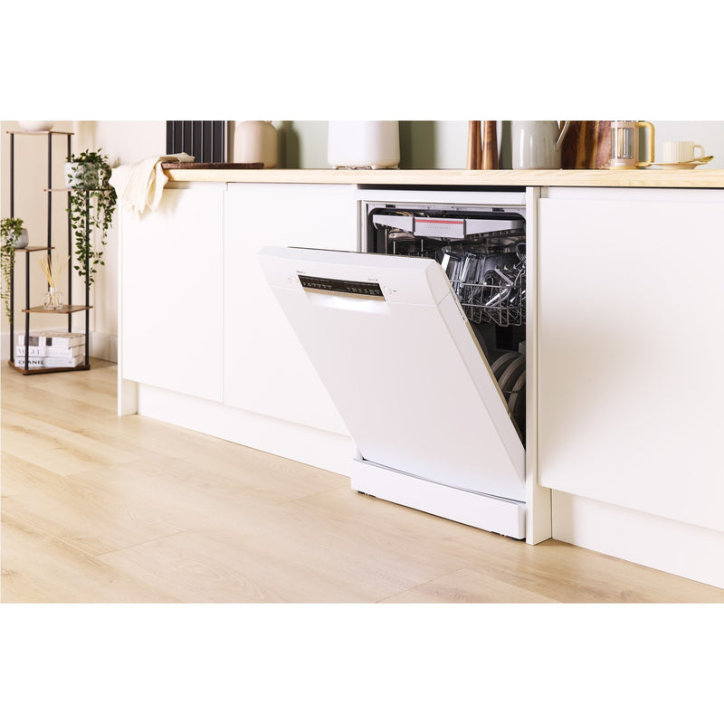 Grade B Bosch Series 4 SMS4EMW06G Freestanding 14 Place Dishwasher White