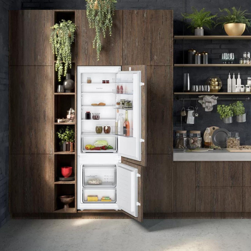 Grade A Neff N30 KI5871SE0G Integrated 270 Litre 70/30 Frost Free Fridge Freezer White