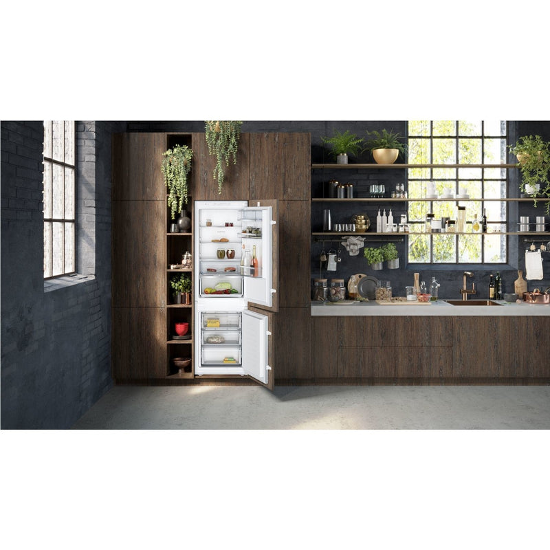 Grade A Neff N50 KI7862SE0G Integrated 260 Litre 60/40 Frost Free Fridge Freezer White