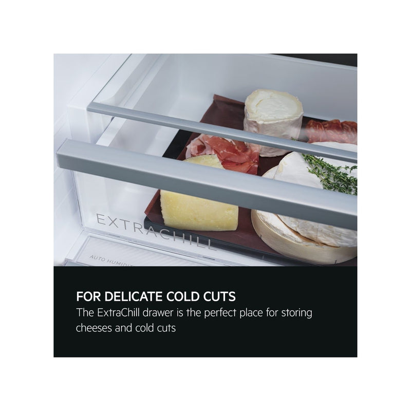 Grade C AEG 7000 Series ORK7M391EX Freestanding 390 Litre Fridge Stainless Steel