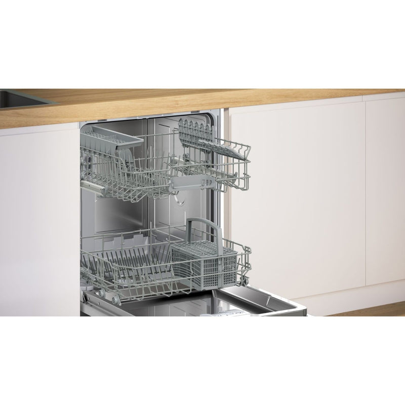 Grade A Bosch Series 2 SMI2HTB02G Semi-integrated 13 Place Dishwasher