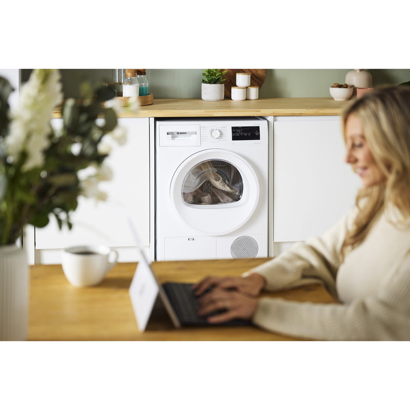 Grade B Bosch Series 4 Wth85225gb Freestanding Heat Pump 8KG Tumble Dryer White