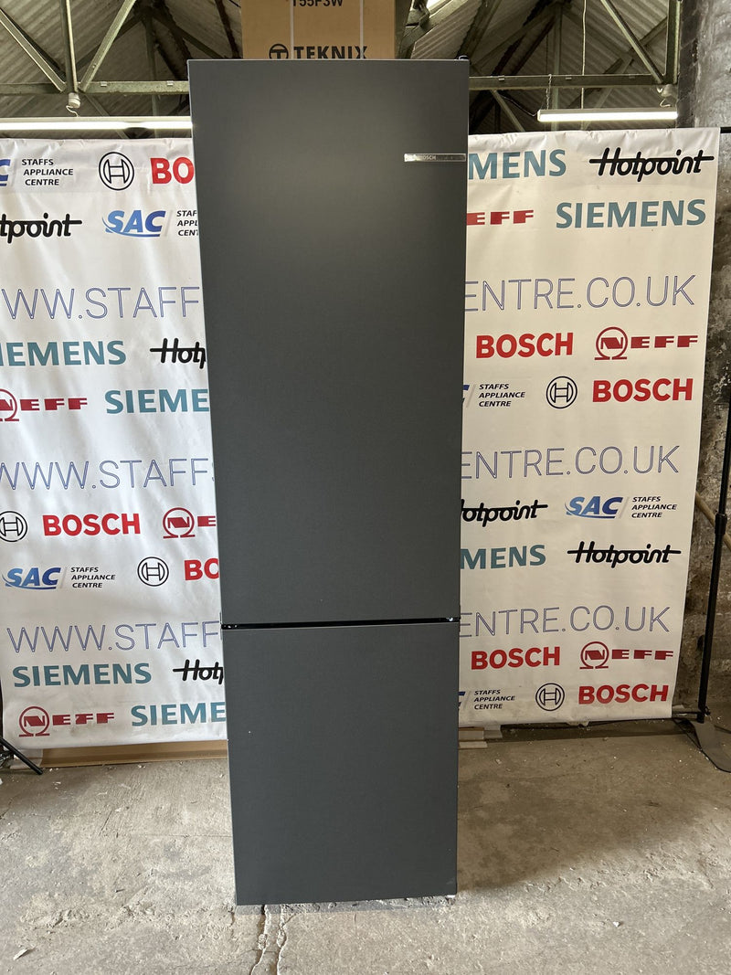 Grade B Bosch KGN39OCAFG Series 4 No Frost Fridge Freezer – Black