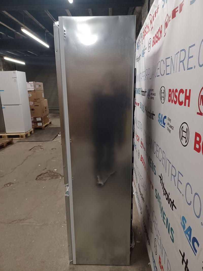 Grade B Neff KI7961SE0 N30 No Frost 70/30 Integrated Fridge Freezer