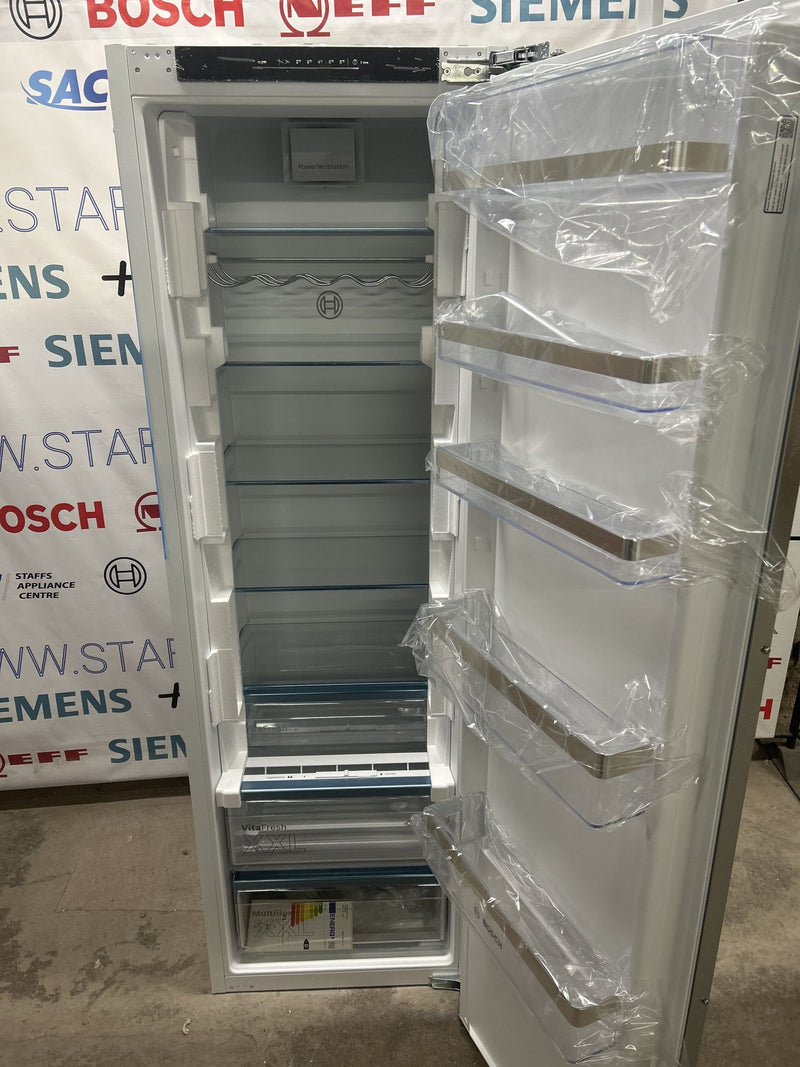 Grade A Bosch KIR81ADD0G Series 6 Built-In Larder Fridge - Fixed Hinge