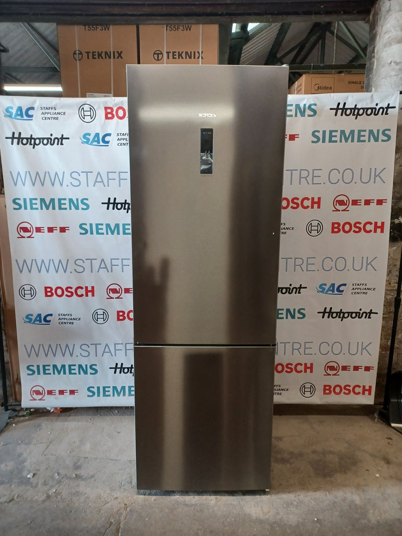 Grade B Siemens KG49NXIDF iQ300 70/30 No Frost Fridge Freezer - Stainless Steel