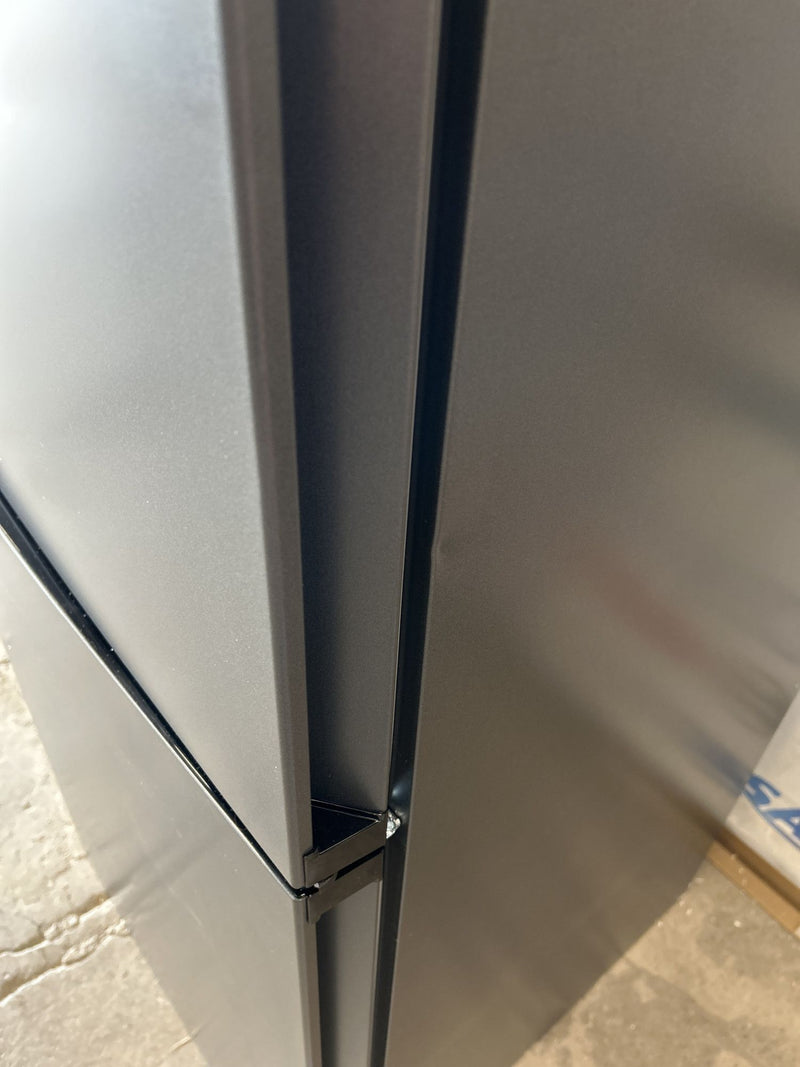 Grade B Bosch KGN39OCAFG Series 4 No Frost Fridge Freezer – Black