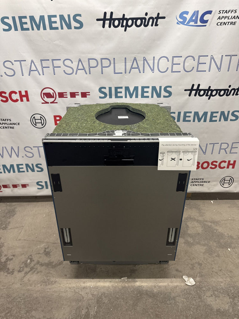 Grade A Siemens SX73HX10VG iQ300 Fully Integrated Dishwasher - 14 Place Settings