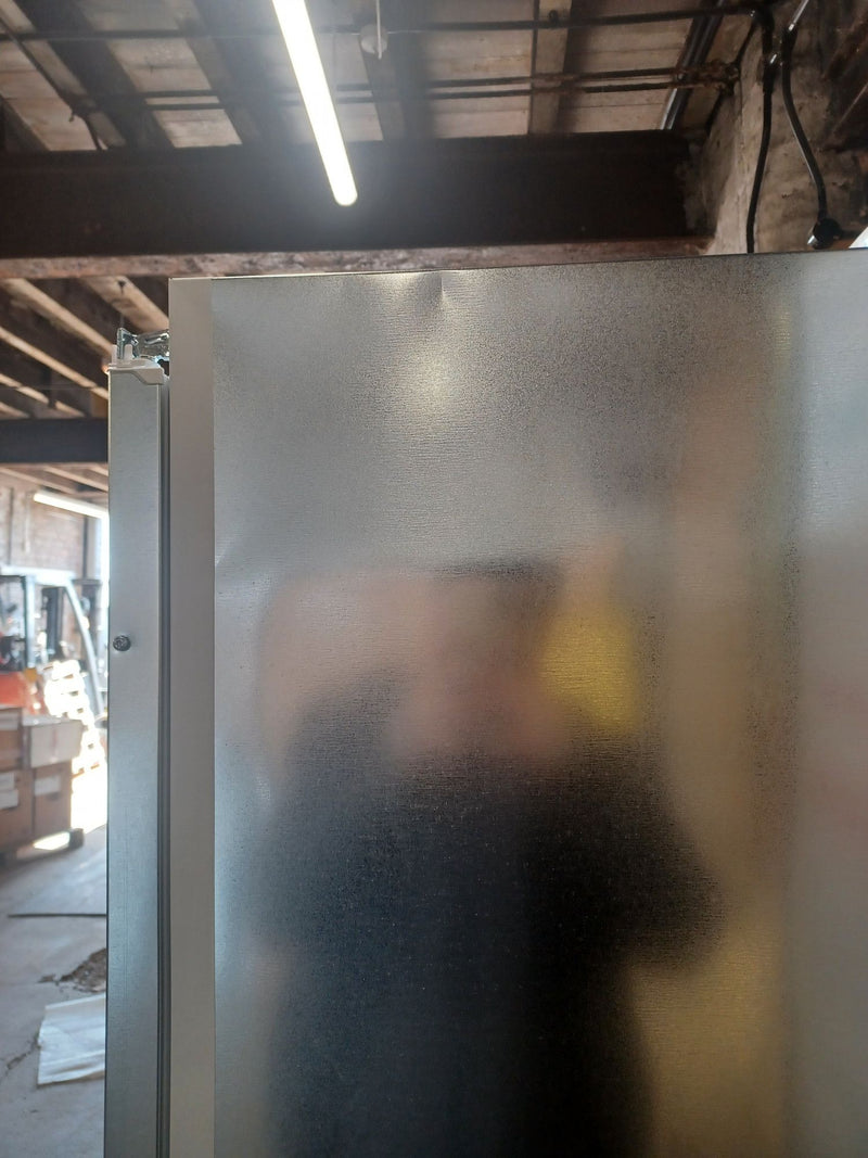 Grade B Bosch KIV87NSE0G Integrated 70/30 Fridge Freezer - White