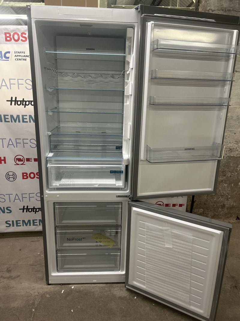 Grade B Siemens KG49NXIDF iQ300 70/30 No Frost Fridge Freezer - Stainless Steel