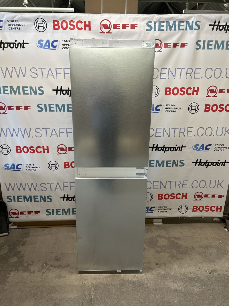 Grade B Bosch KIN85NSE0G Series 2 No Frost 50/50 Integrated Fridge Freezer