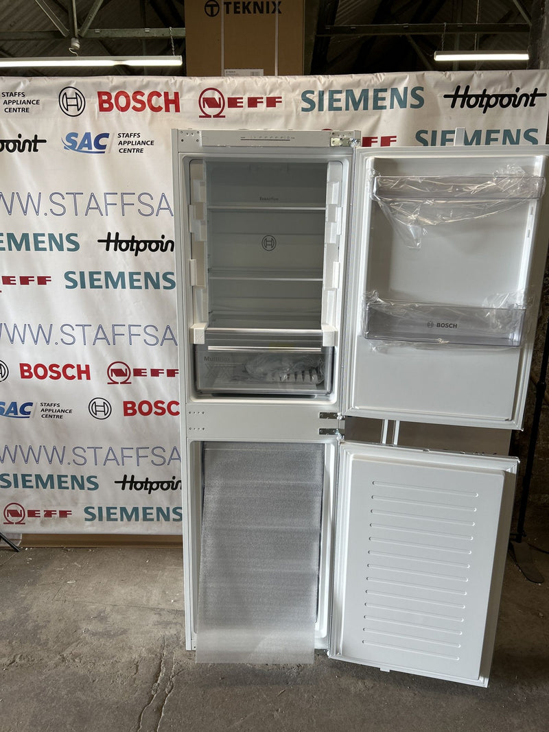 Grade A Bosch KIN85NSE0G Series 2 No Frost 50/50 Integrated Fridge Freezer
