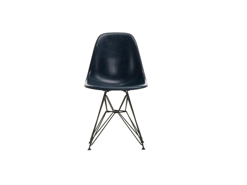 Vitra Eames Fiberglass Side Chair DSR - Basic Dark