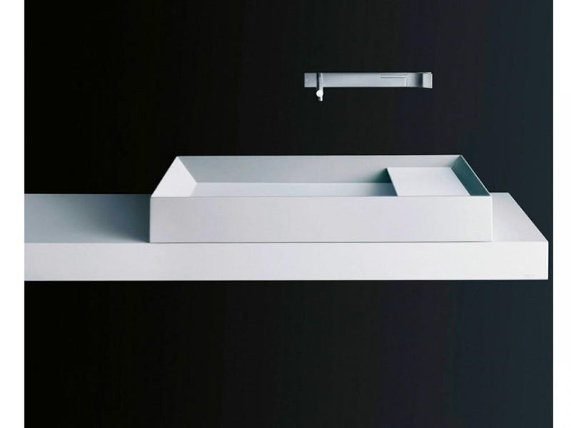 Boffi A45 wall mounted washbasin in Cristalplant - Ideali