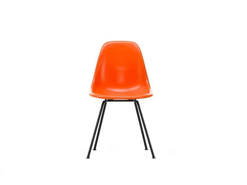 Vitra Eames Fiberglass Side Chair DSX Basic Dark