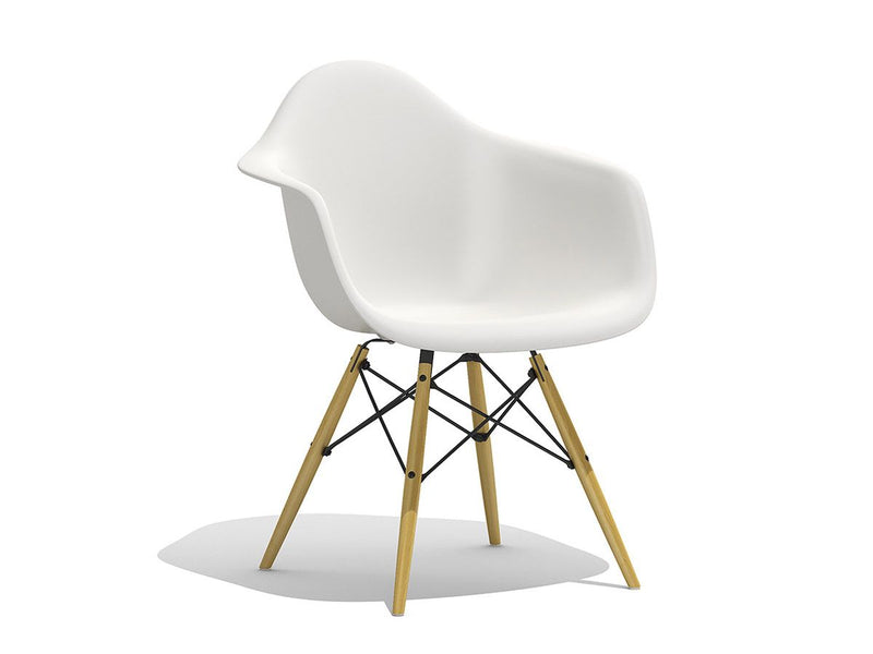 Vitra Eames Plastic Armchair DAW - Golden Maple Legs